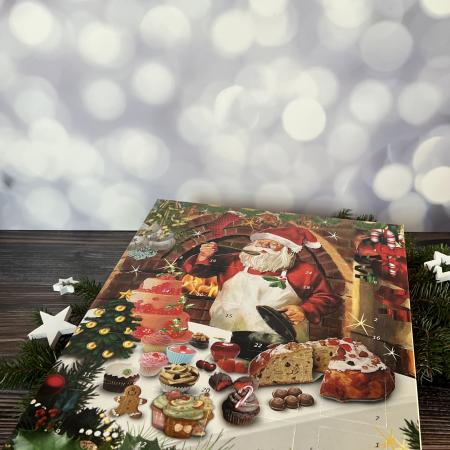 Adventskalender „Santas Backstube“ gefüllt mit 24 Pralinen